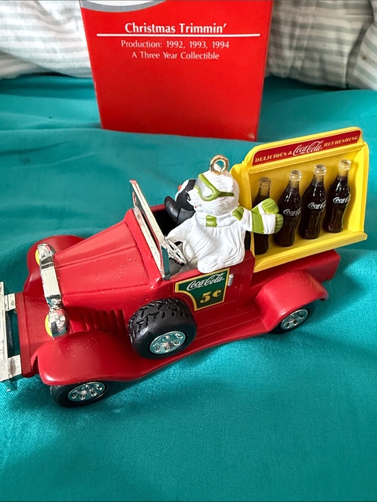Coca Cola Other - Coca-Cola Red Delivery Truck Platinum Series 2000 4.25”Polar Bear Series